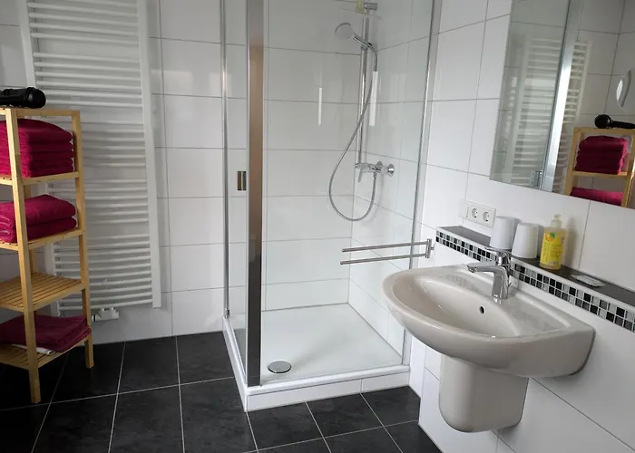 Rauwolf Mit 2 Roschbach